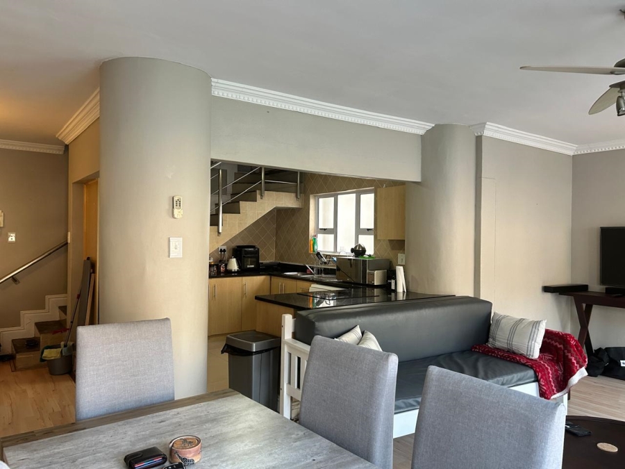 To Let 2 Bedroom Property for Rent in Sea Point Western Cape